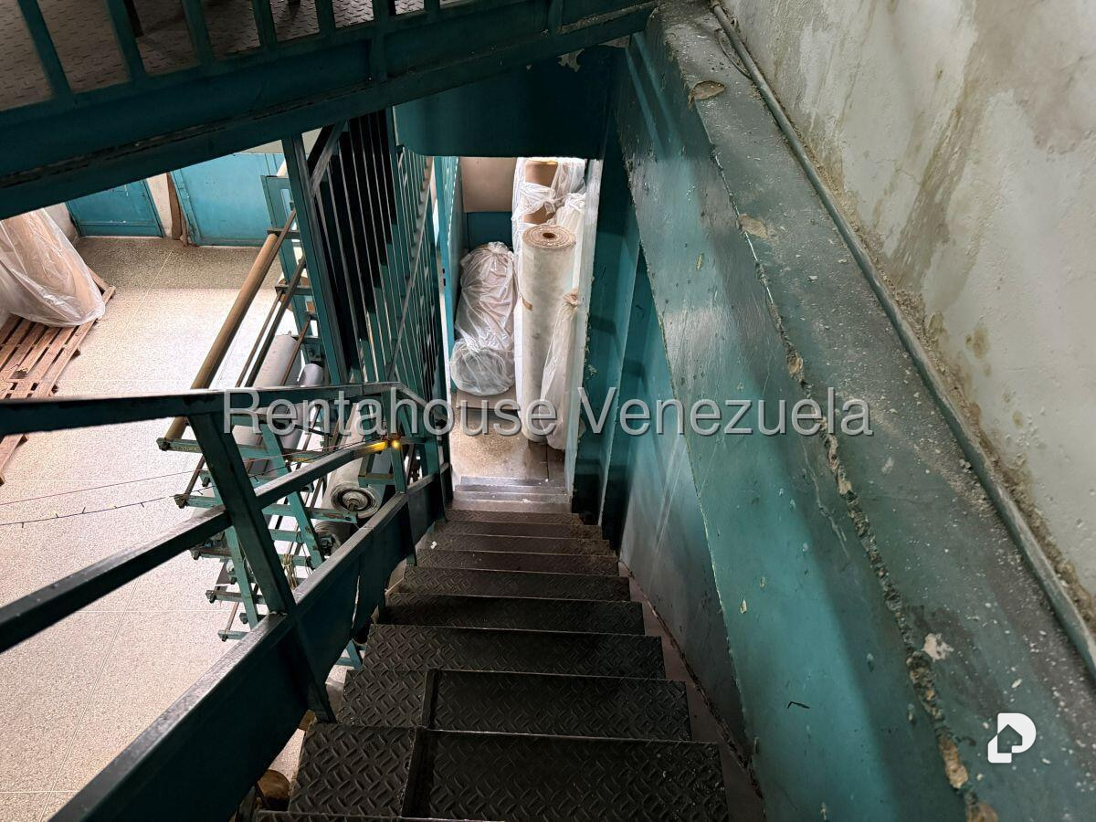 Local comercial en Catia, Caracas – 19