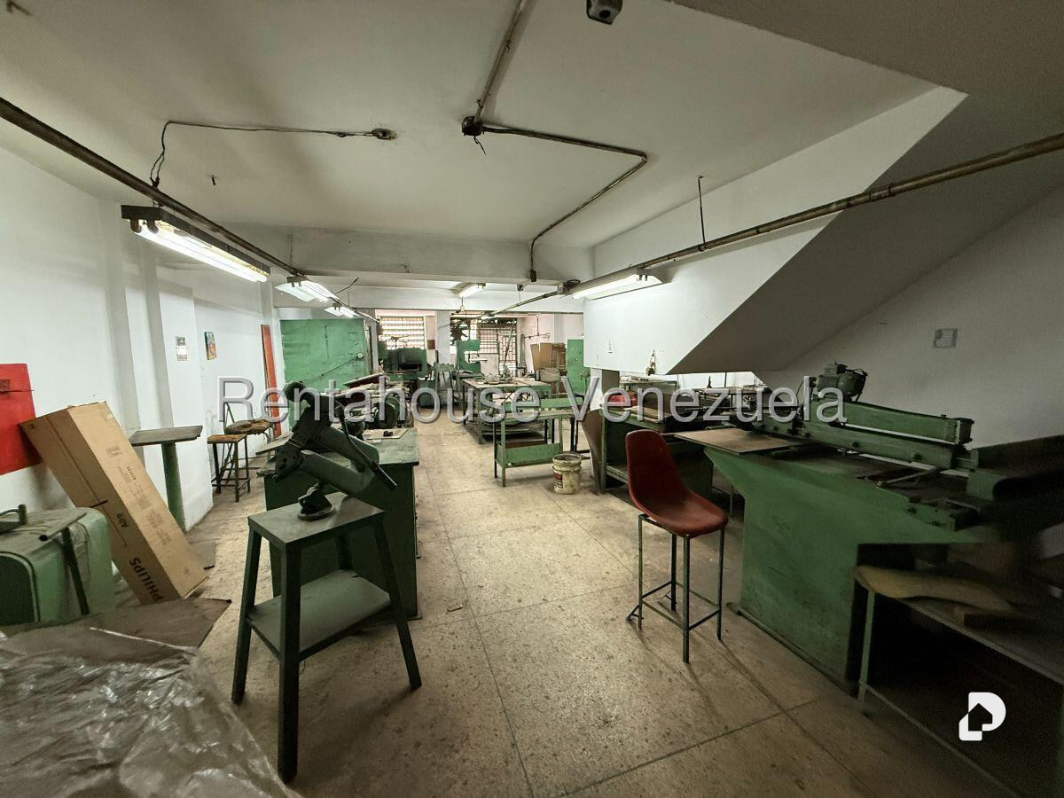 Local comercial en Catia, Caracas – 29