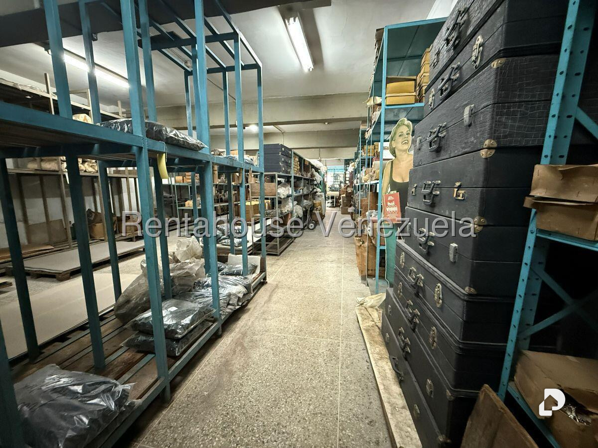Local comercial en Catia, Caracas – 12