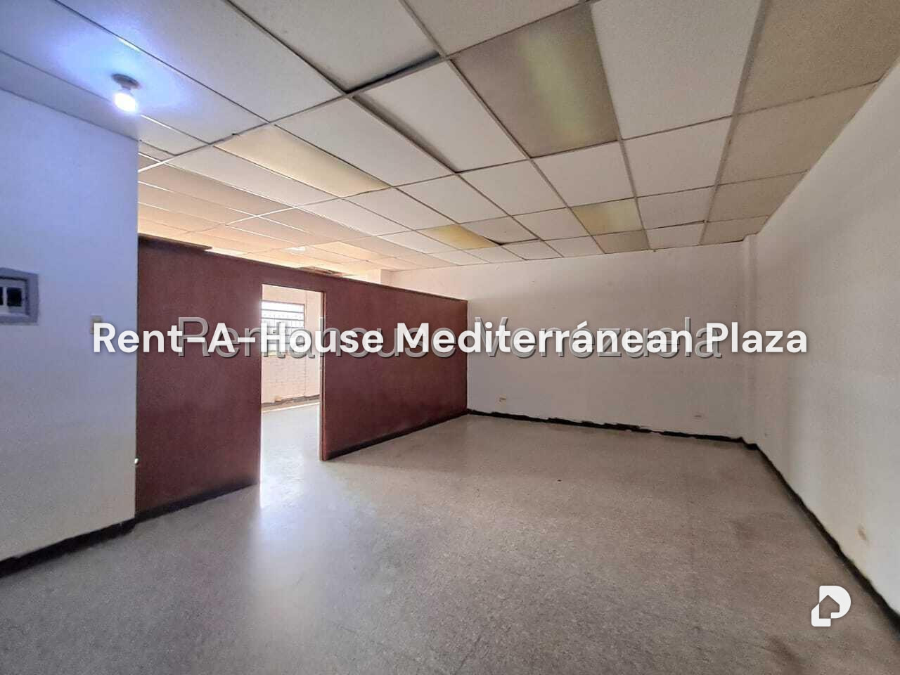 Commercial space in Parroquia San Blas, Valencia – 28