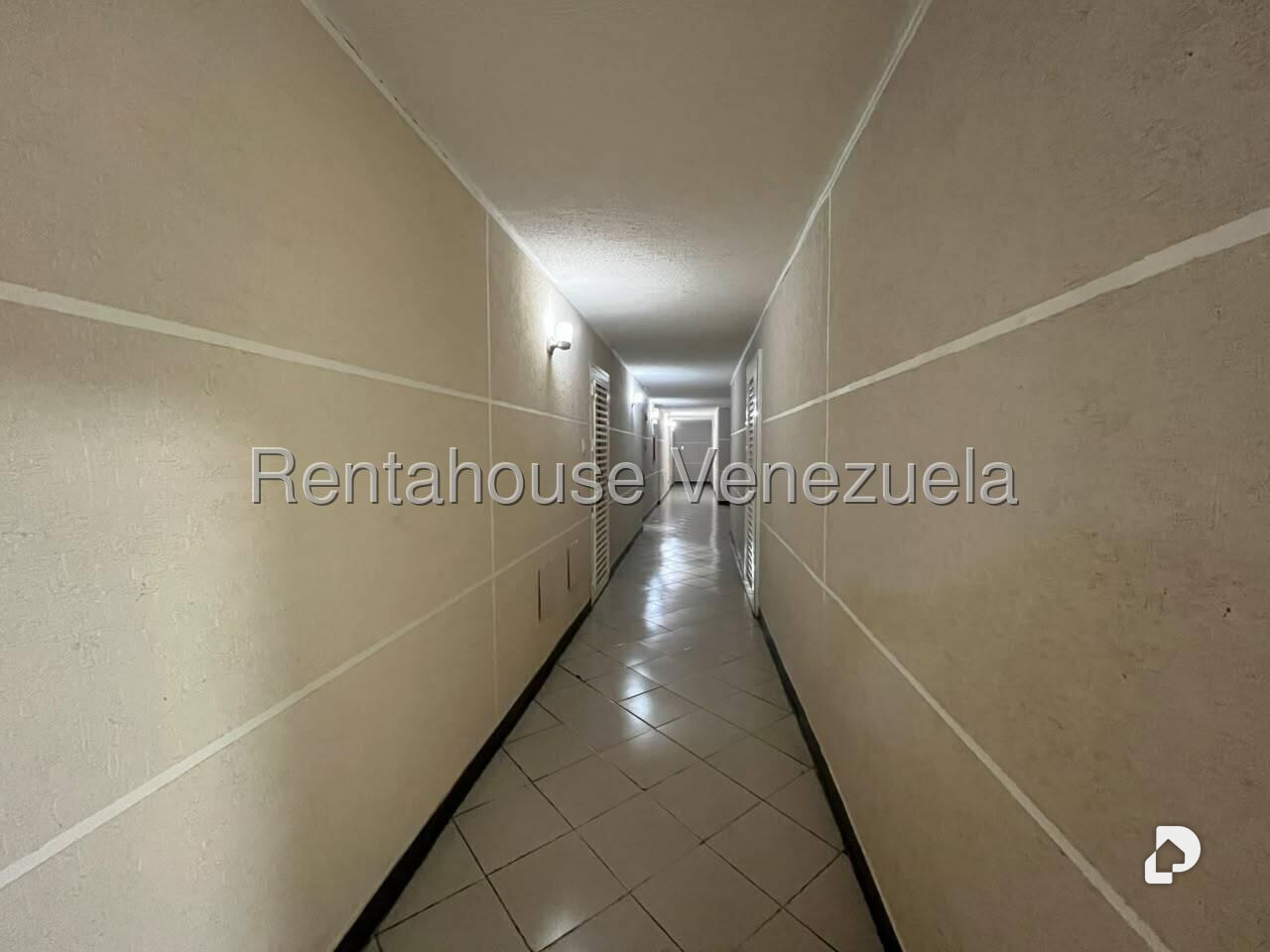 Apartamento en Los Naranjos Humboldt, Caracas – 10