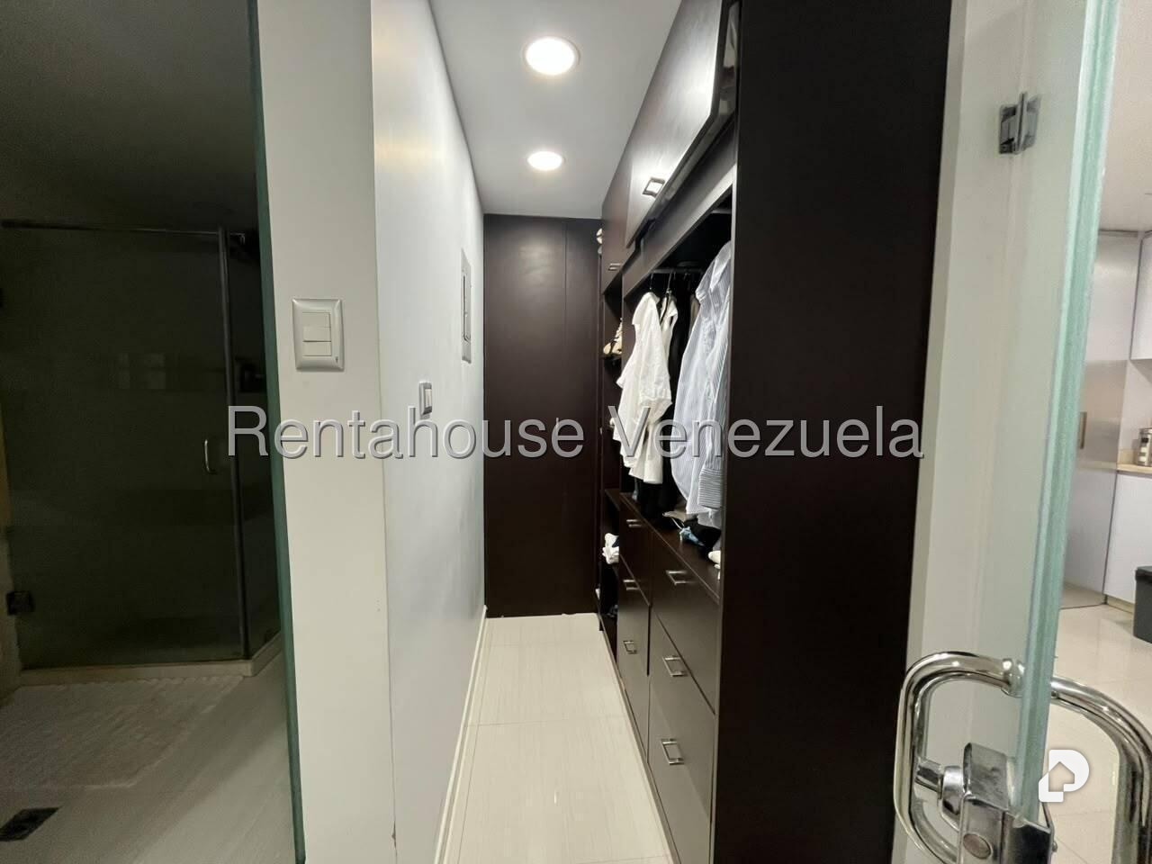 Apartamento en Los Naranjos Humboldt, Caracas – 4