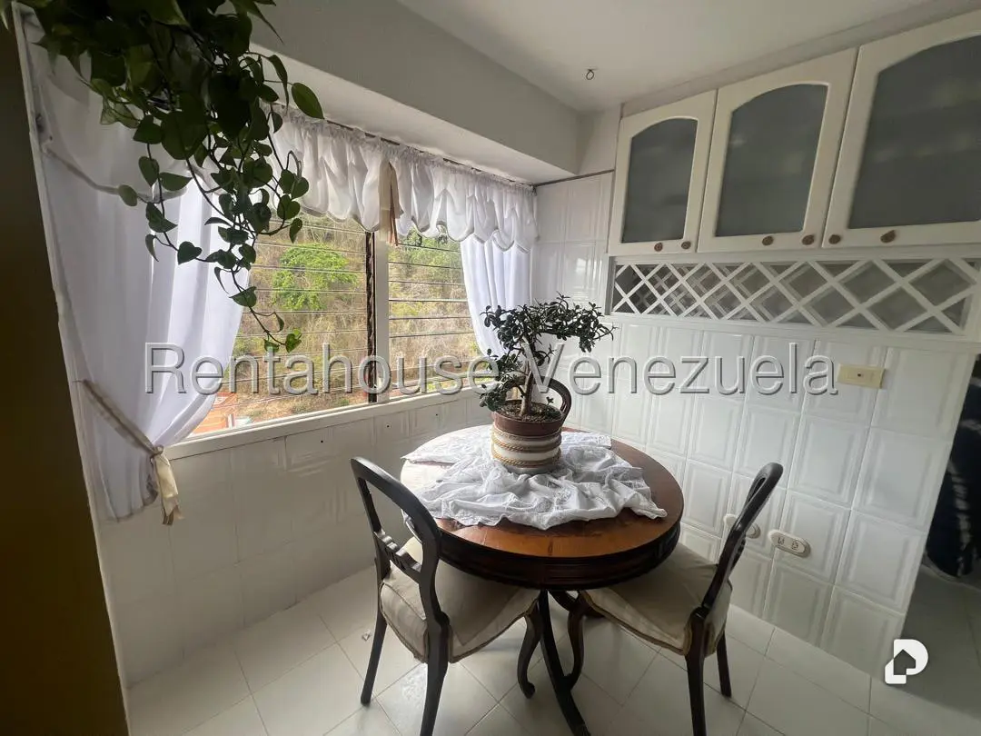 Apartamento en Las Esmeraldas, Caracas – 10