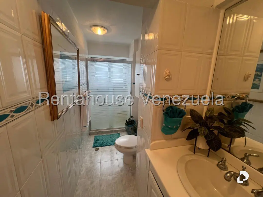 Apartamento en Las Esmeraldas, Caracas – 15
