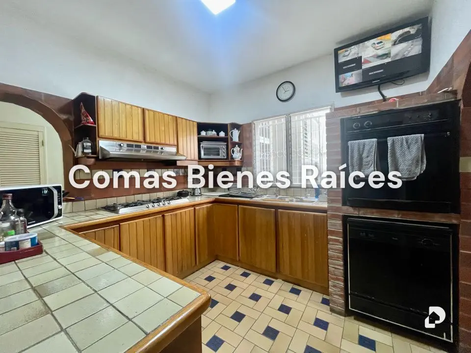 House in Los Palos Grandes, Caracas – 19