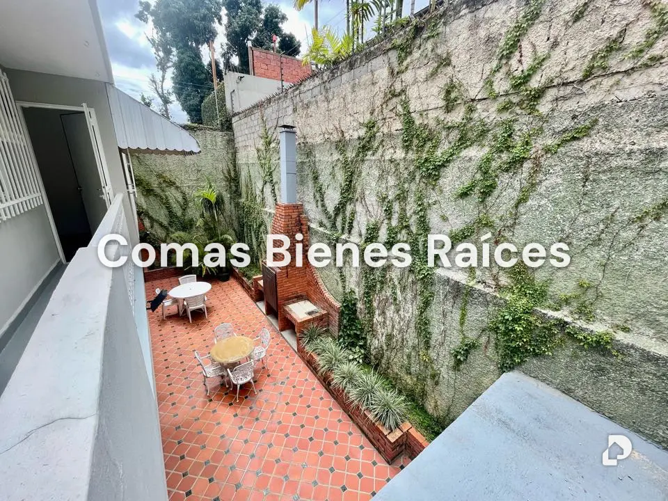 House in Los Palos Grandes, Caracas – 16