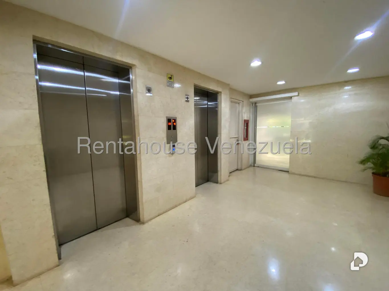 Apartamento en La Castellana, Caracas – 14
