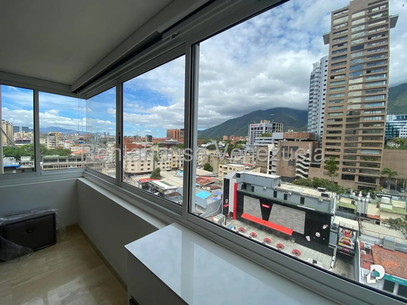 Apartamento en La Castellana, Caracas – 25