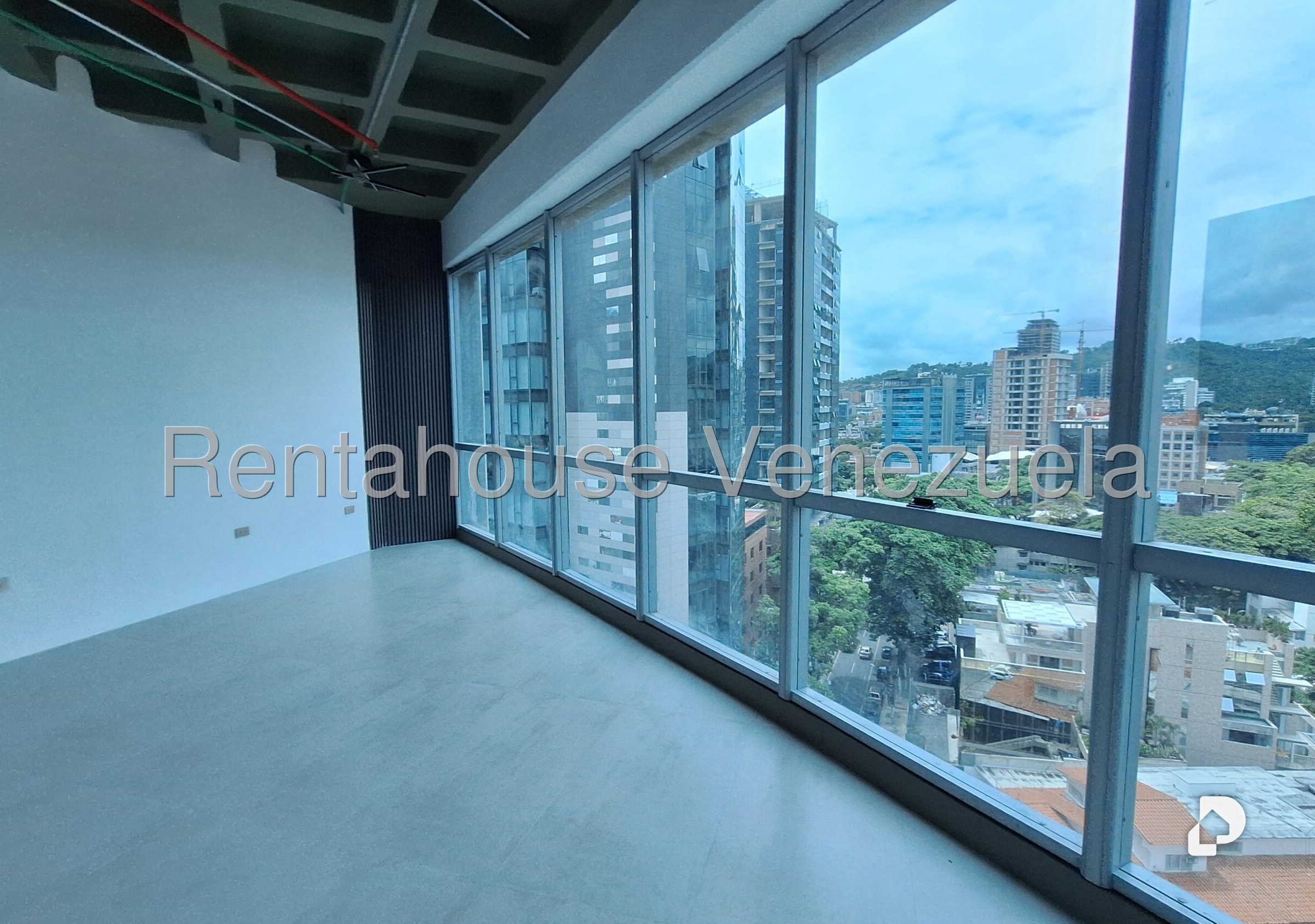 Local comercial en Las Mercedes, Caracas