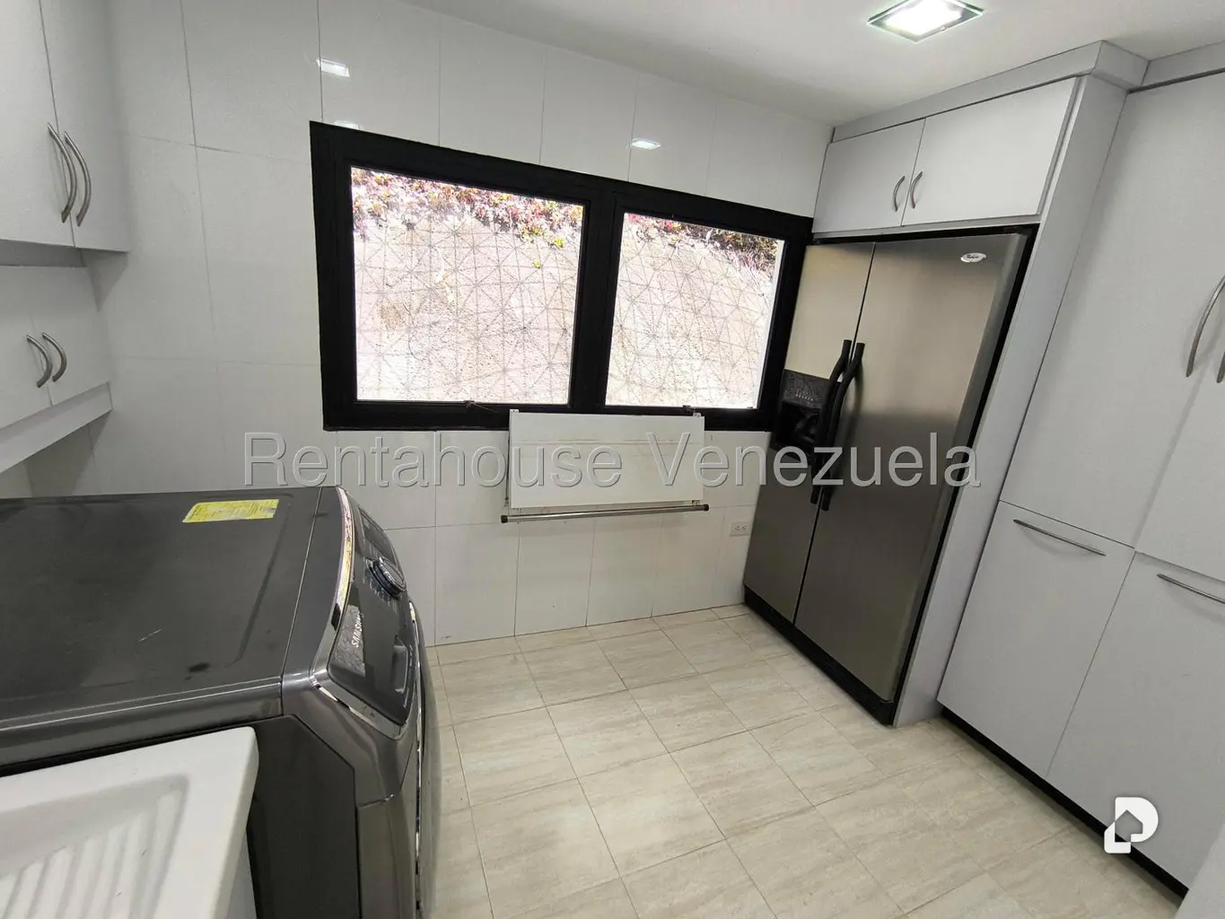 Apartamento en Lomas de La Lagunita, Caracas – 26