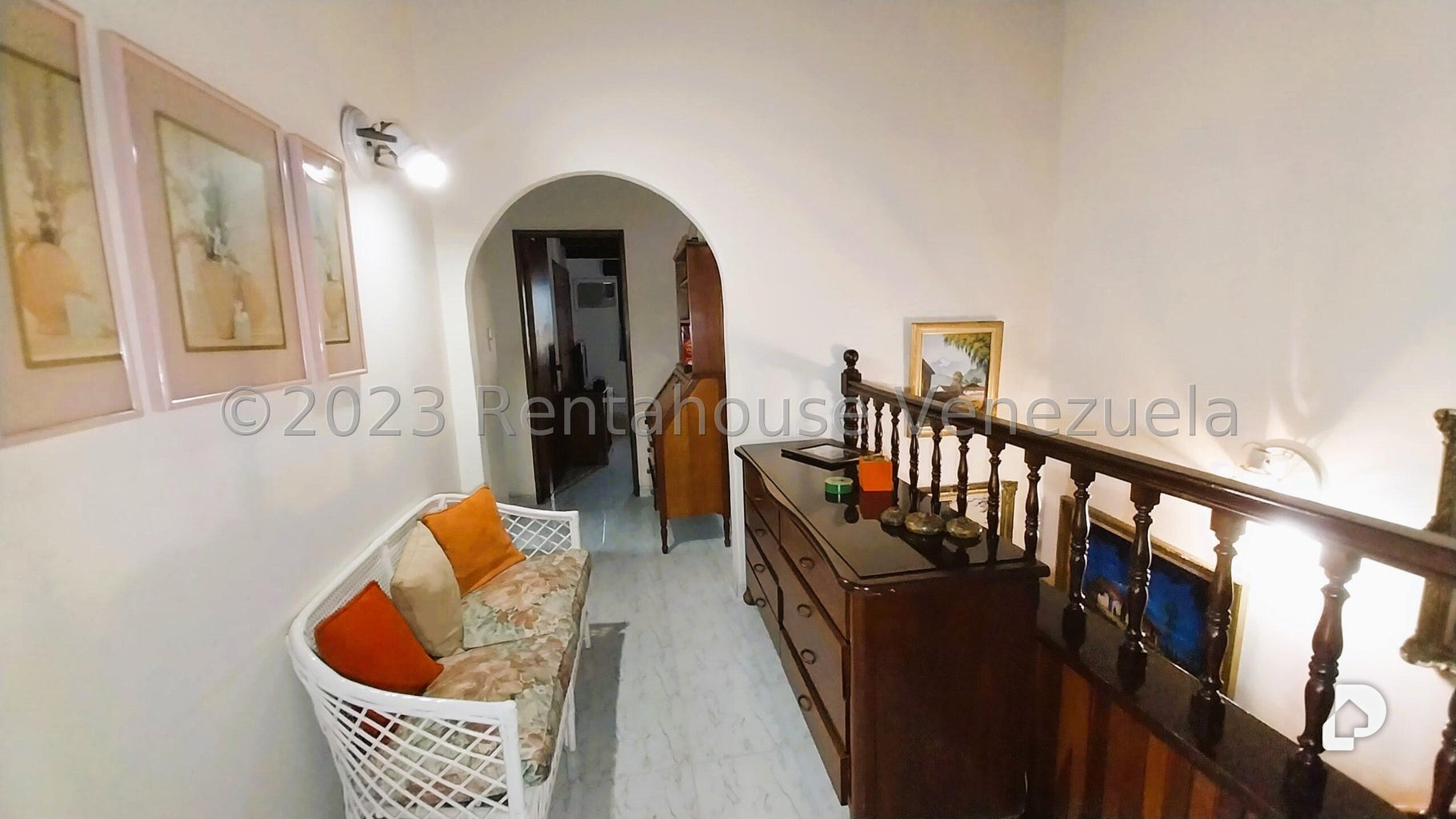 Casa en Alto Prado, Caracas – 29