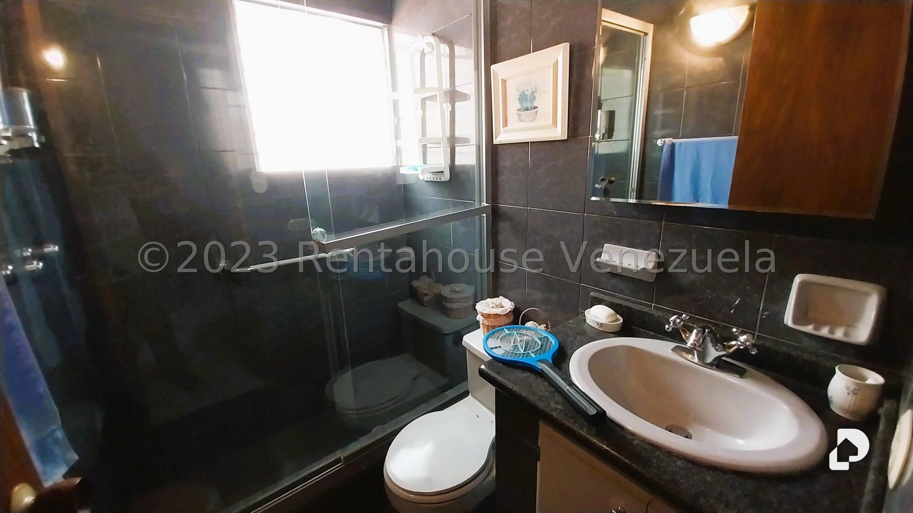 Casa en Alto Prado, Caracas – 25