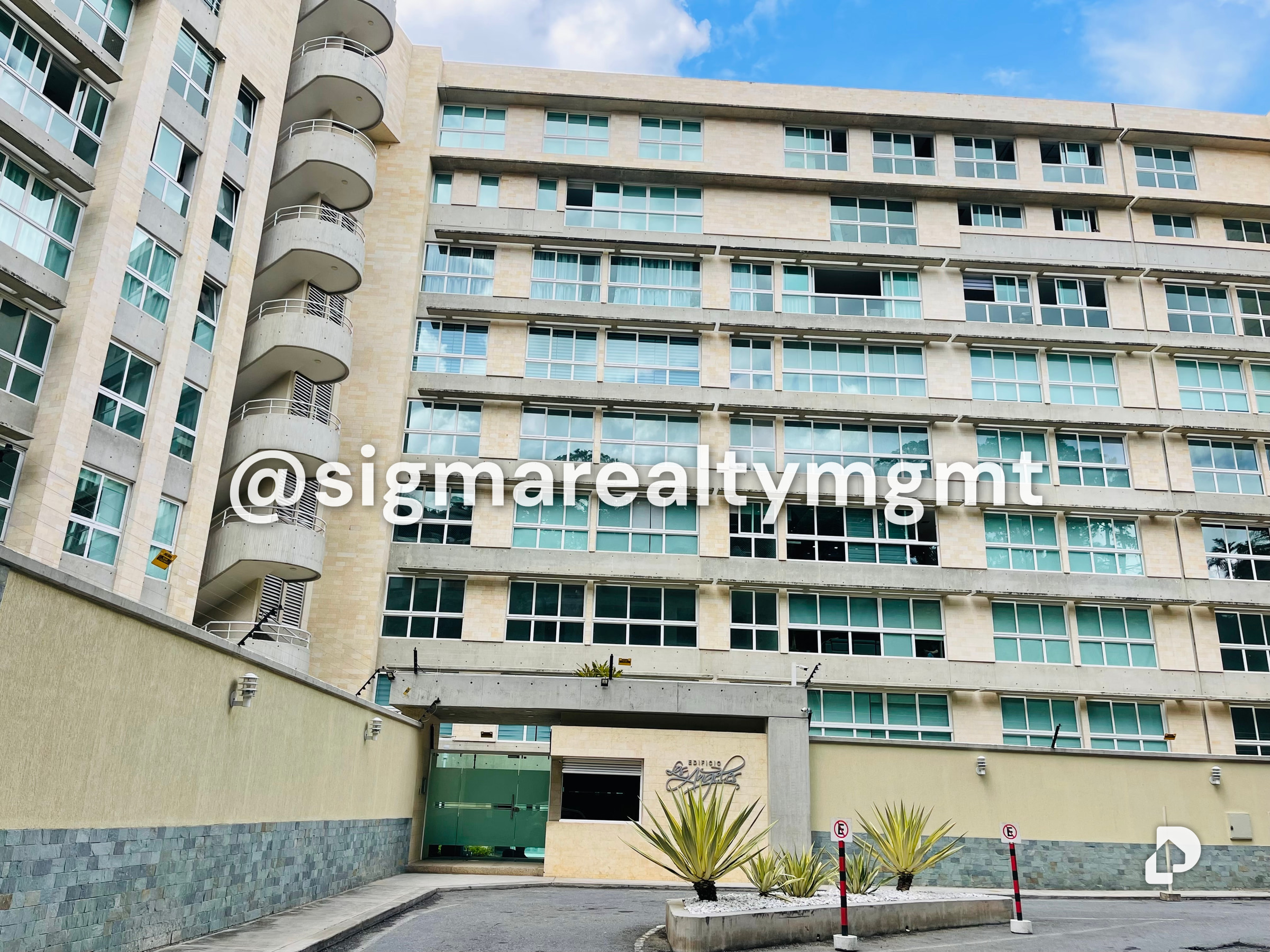 Apartamento en Las Mercedes, Caracas – 1