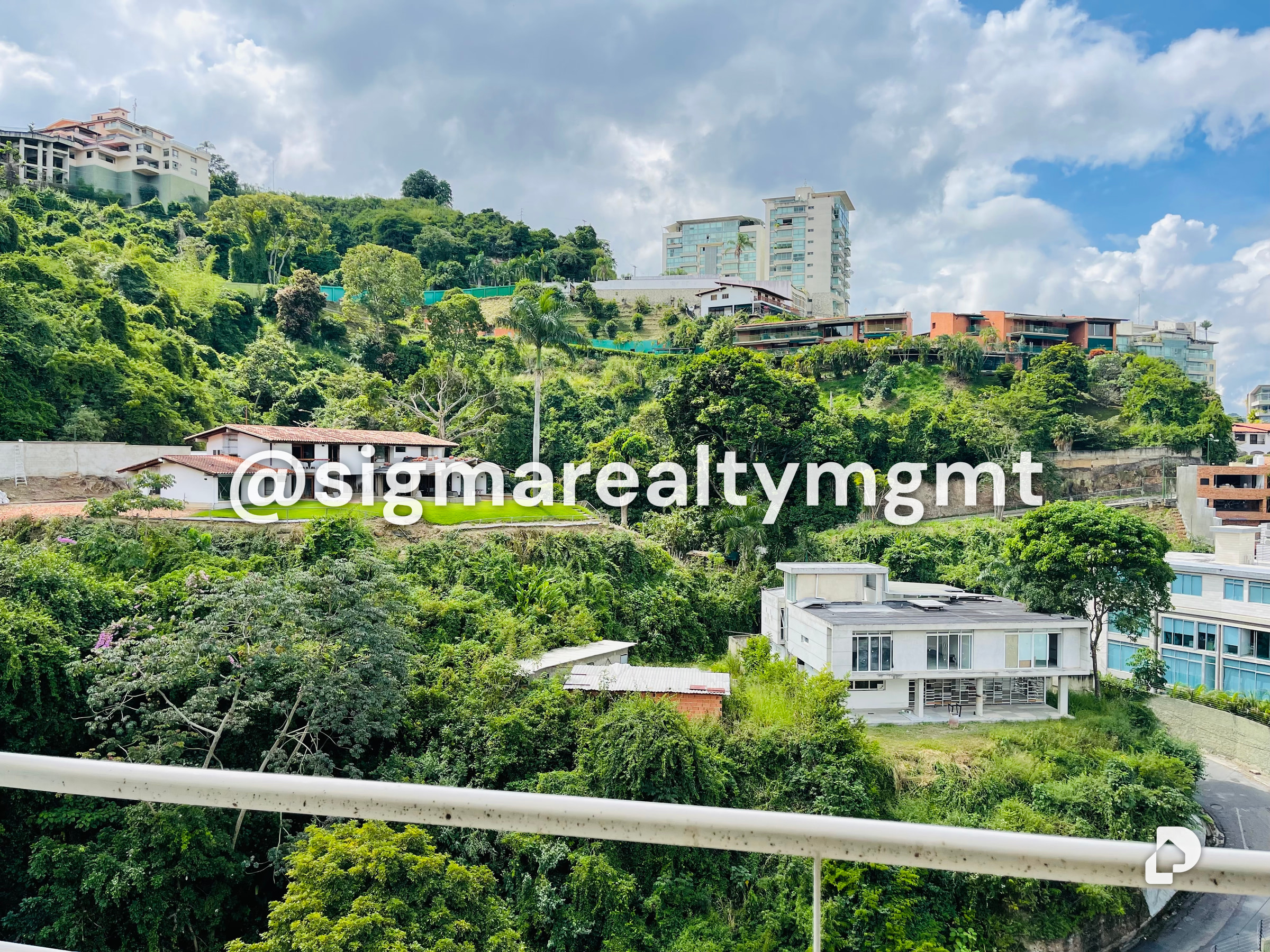 Apartamento en Las Mercedes, Caracas – 10
