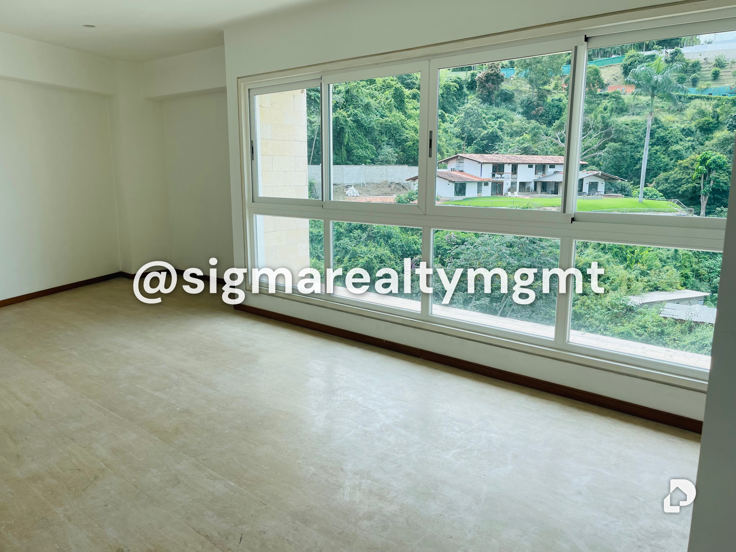 Apartamento en Las Mercedes, Caracas – 4
