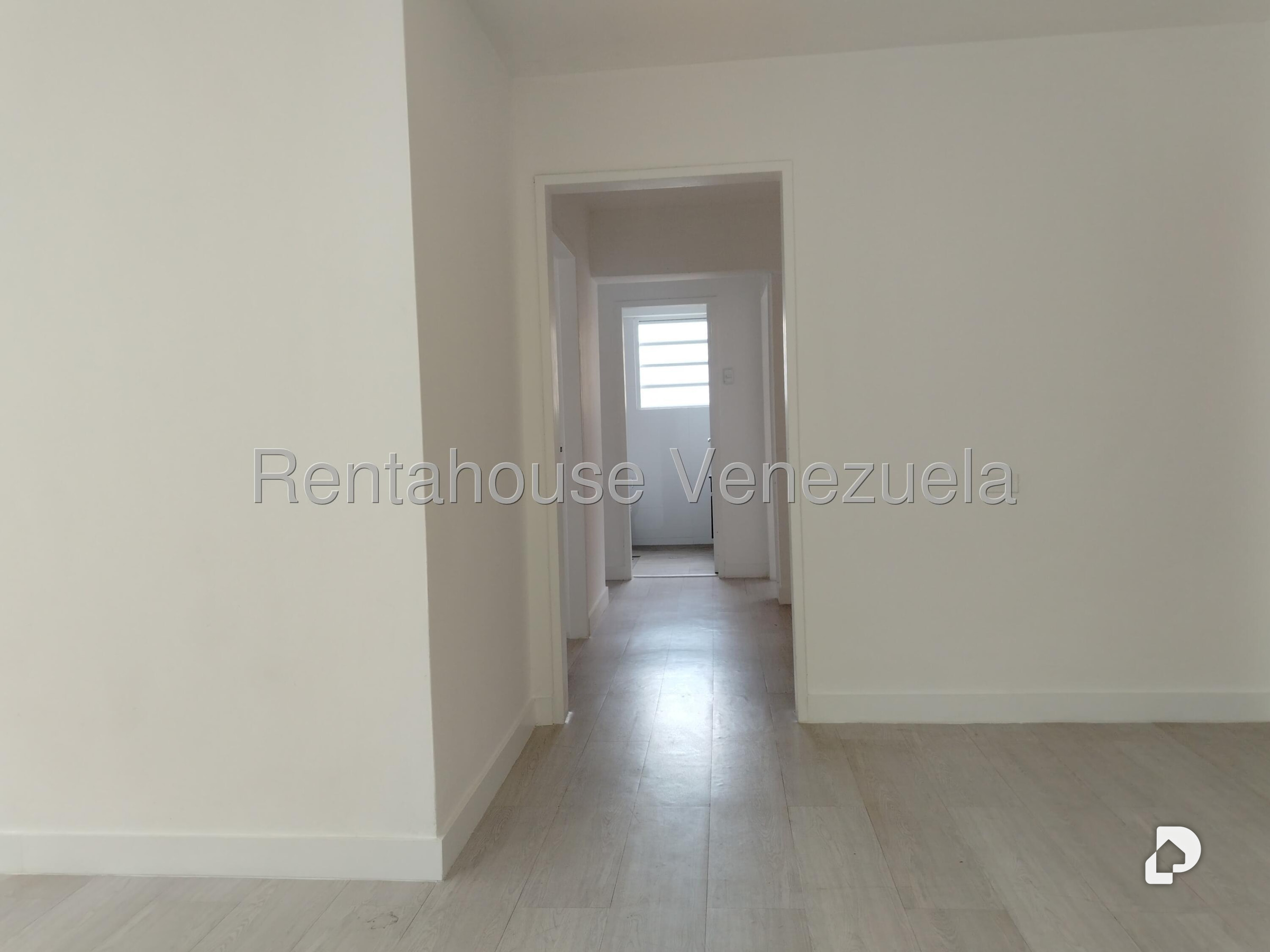 Oficina en Altamira, Caracas – 6