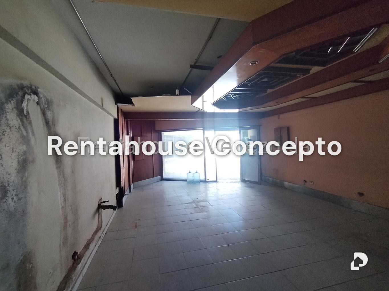 Local comercial en Agua Blanca, Valencia – 12
