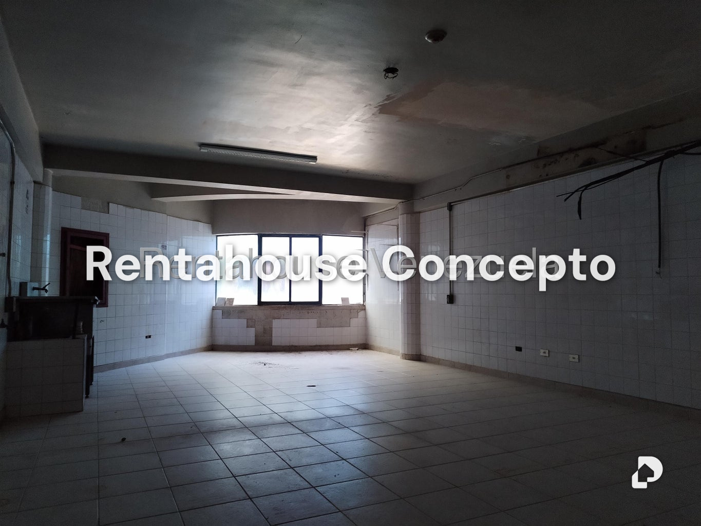 Local comercial en Agua Blanca, Valencia – 6