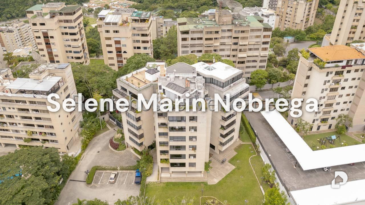 Apartamento en Colinas de Valle Arriba, Caracas – 1