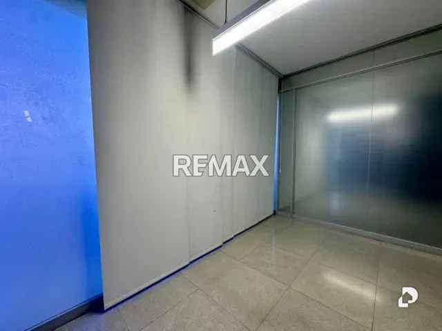 Oficina en Residencias Atlantis, Maracaibo – 2