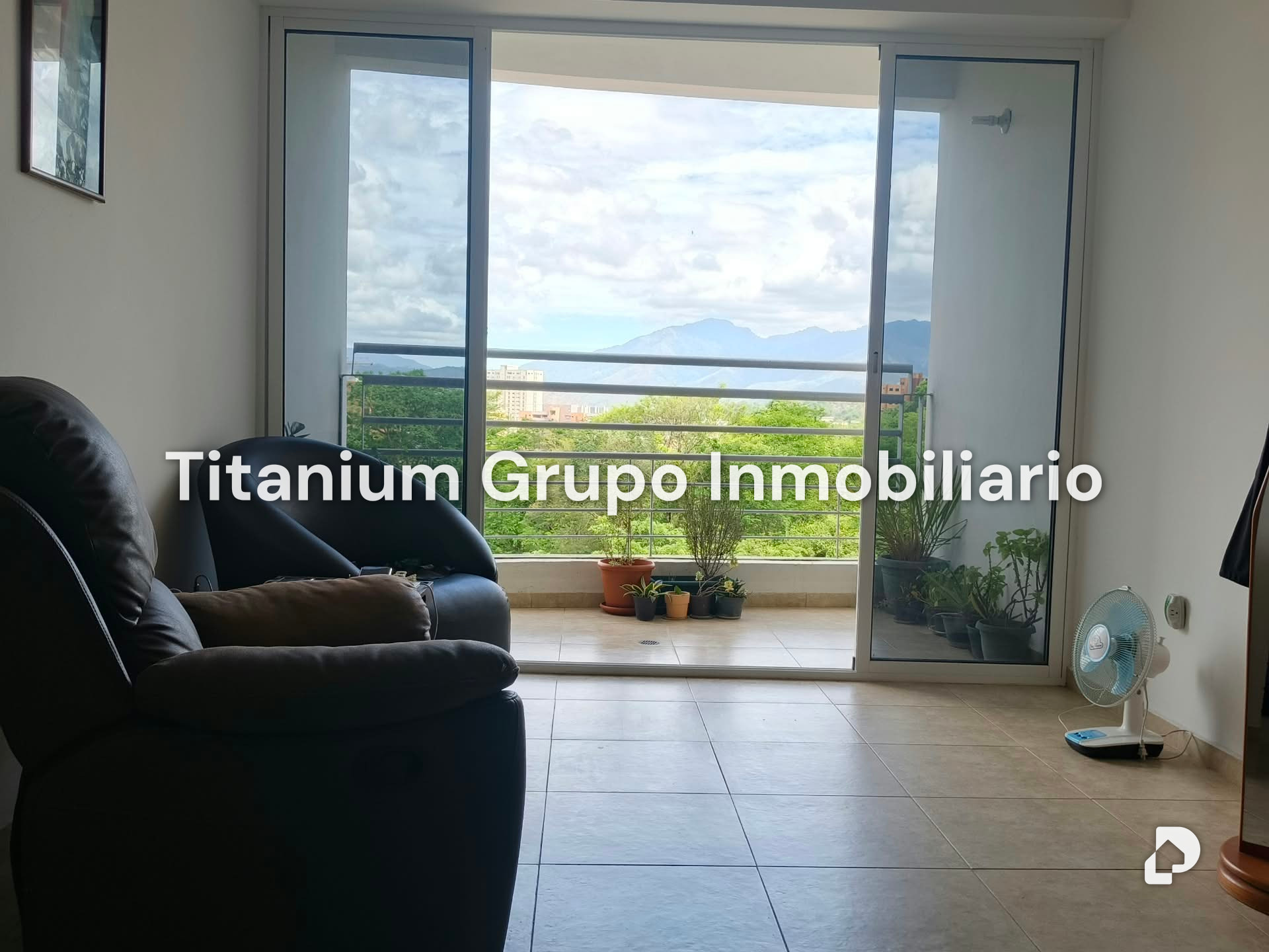 Apartamento en Mañongo, Valencia – 1
