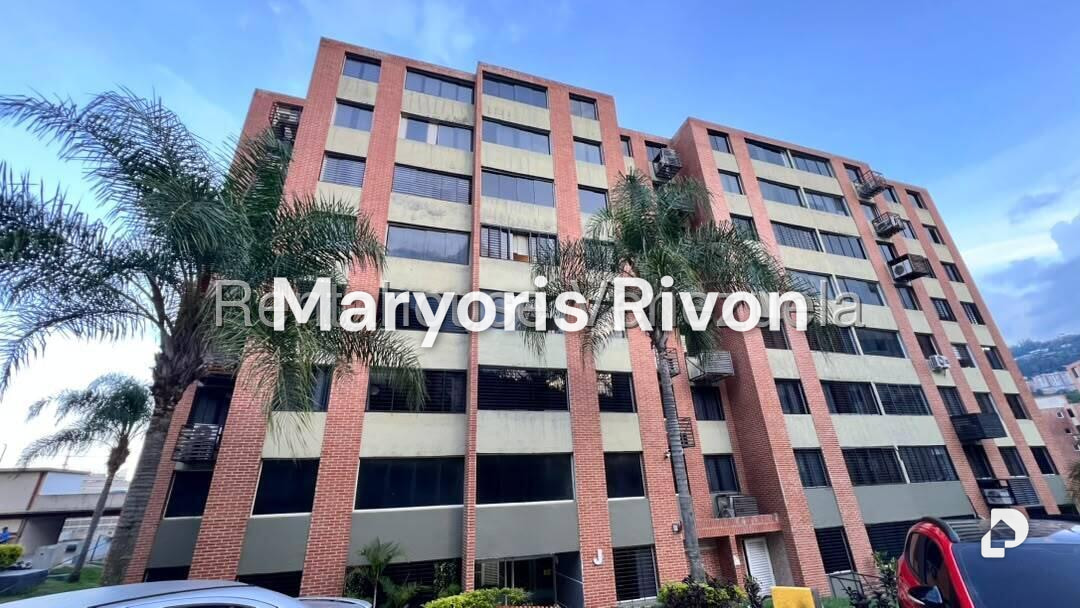 Apartamento en Los Naranjos Humboldt, Caracas – 1