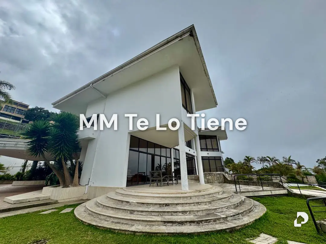 House in La Lagunita, Caracas – 2