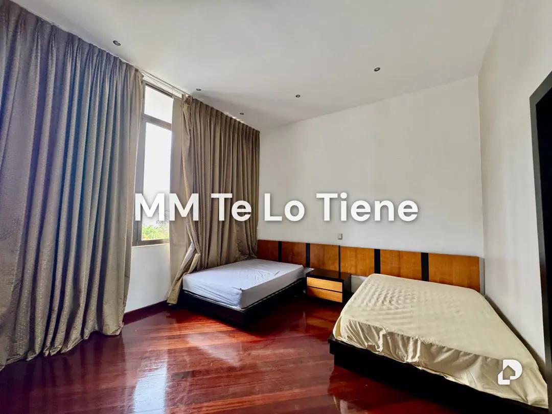 House in La Lagunita, Caracas – 11