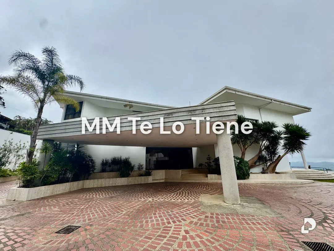 House in La Lagunita, Caracas – 22