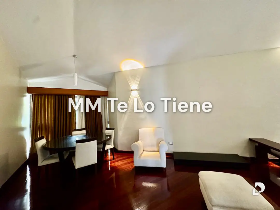 House in La Lagunita, Caracas – 8