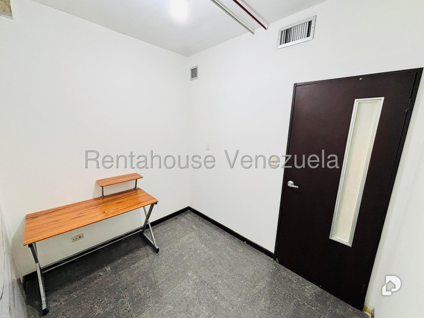 Oficina en Parroquia La Candelaria, Caracas – 8