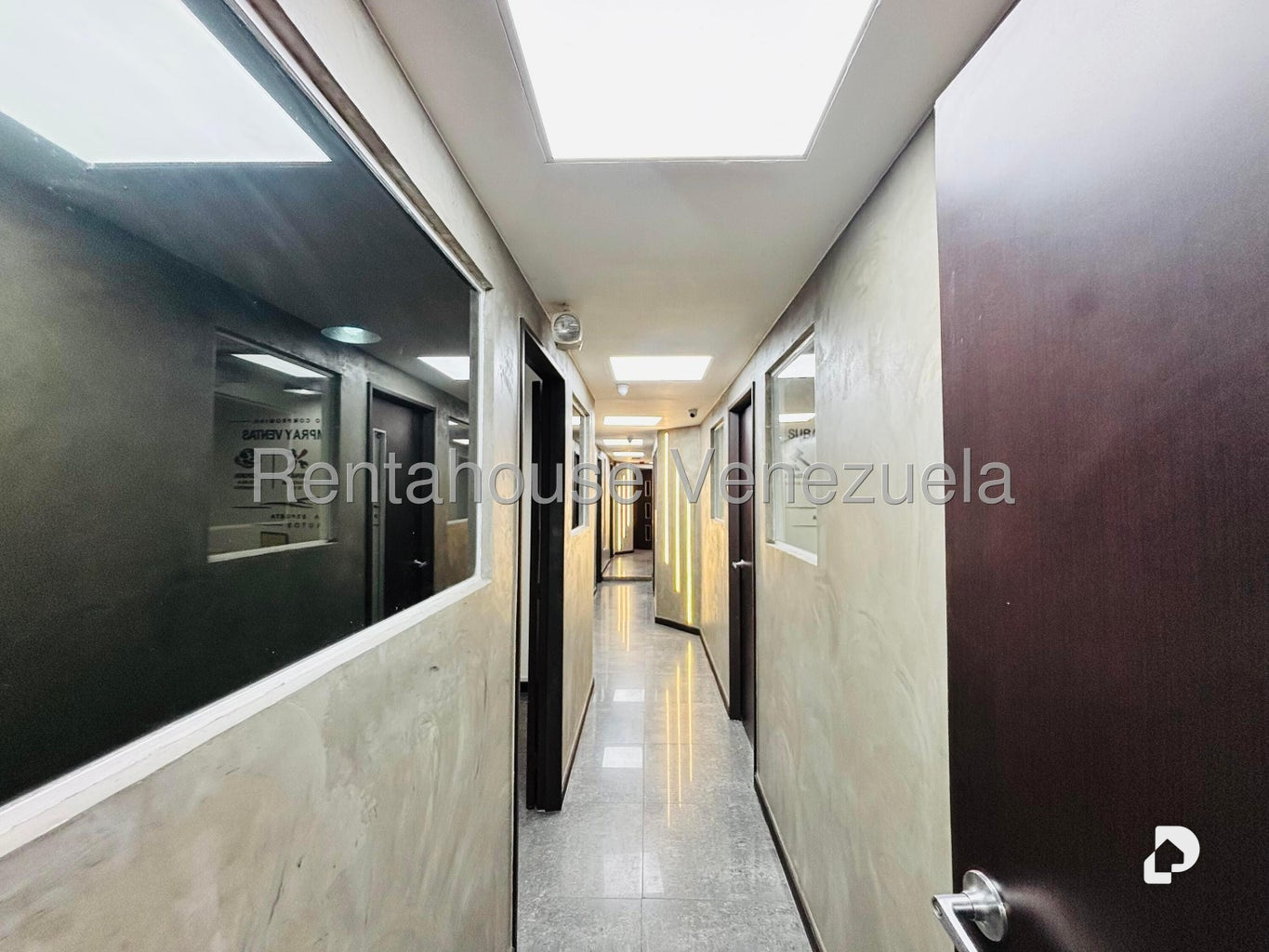 Oficina en Parroquia La Candelaria, Caracas – 4
