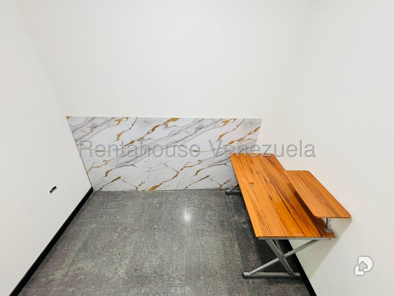 Oficina en Parroquia La Candelaria, Caracas – 9
