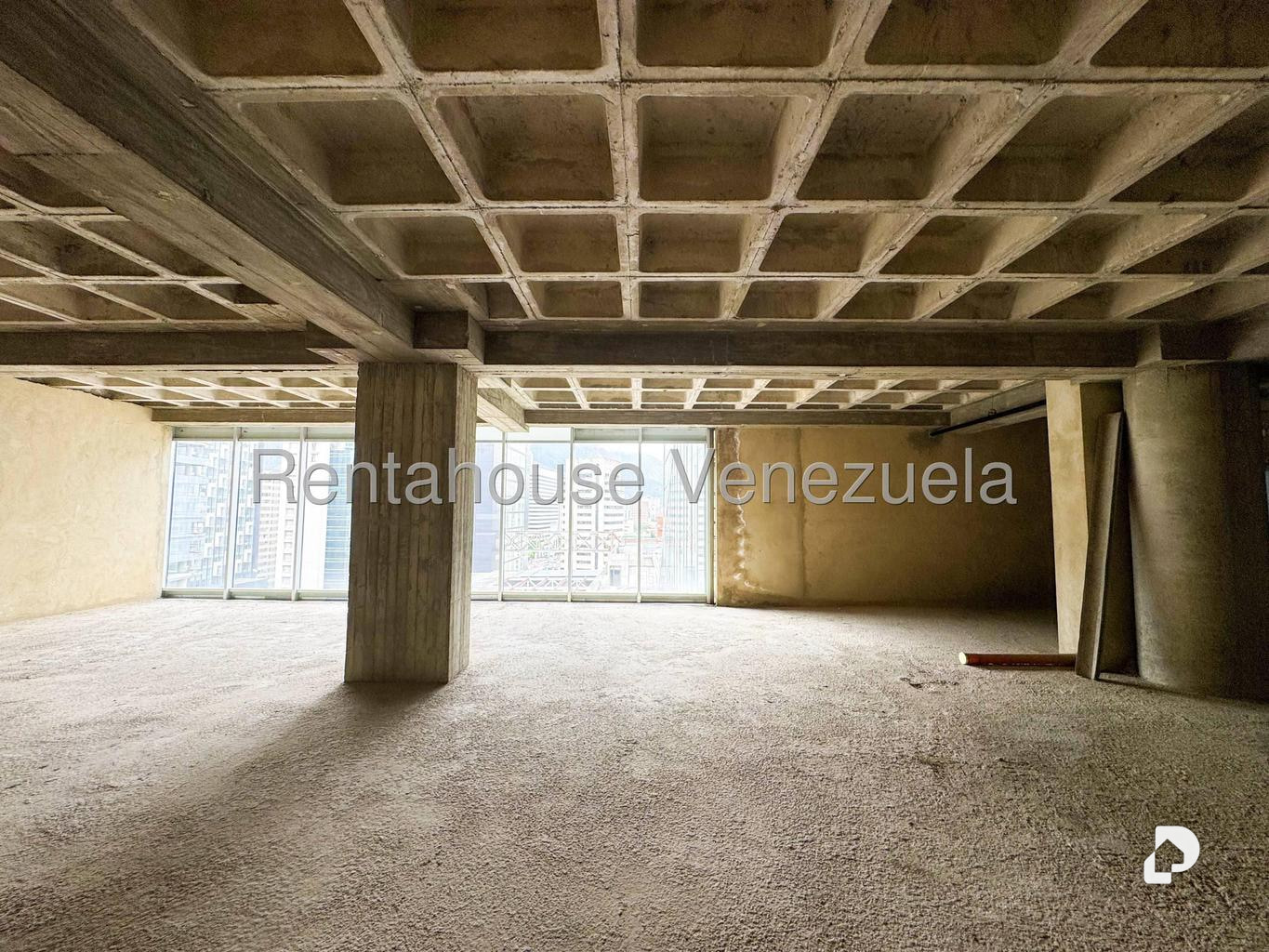 Oficina en La Castellana, Caracas – 15