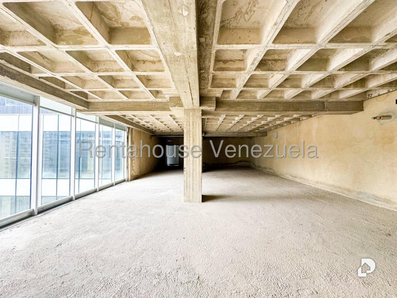 Oficina en La Castellana, Caracas – 12
