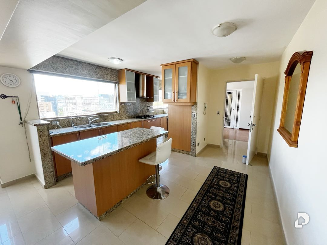 Apartamento en Los Palos Grandes, Caracas – 6