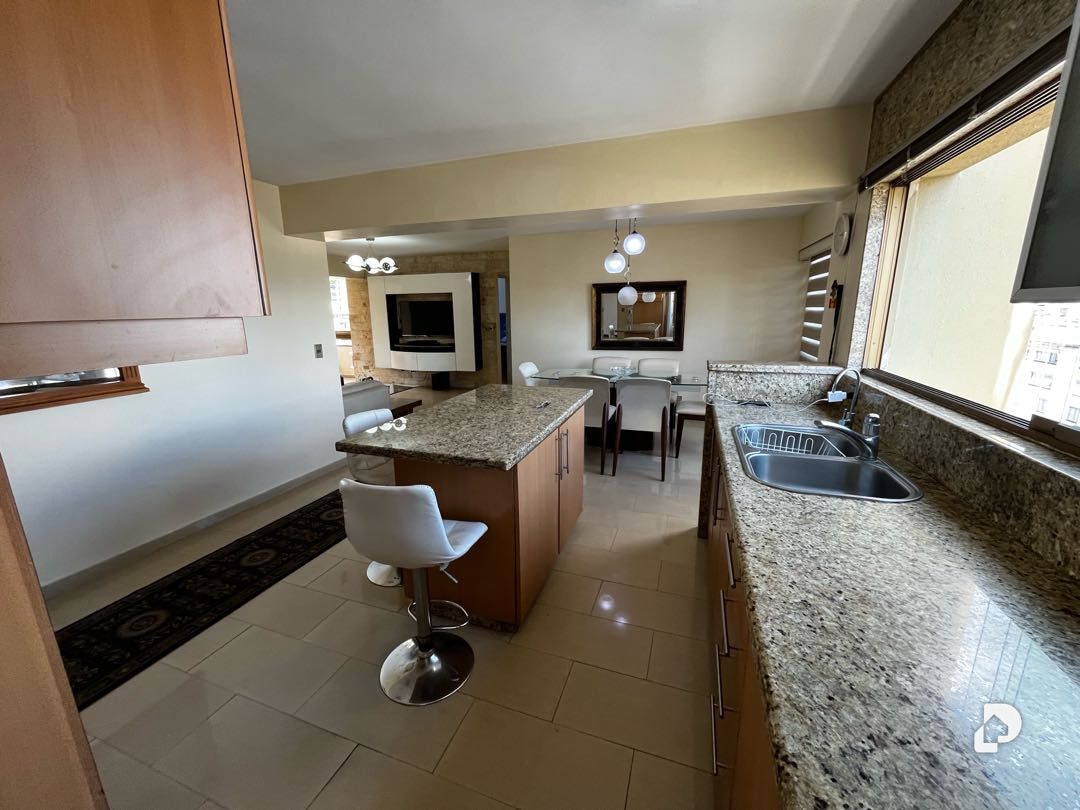 Apartamento en Los Palos Grandes, Caracas – 10