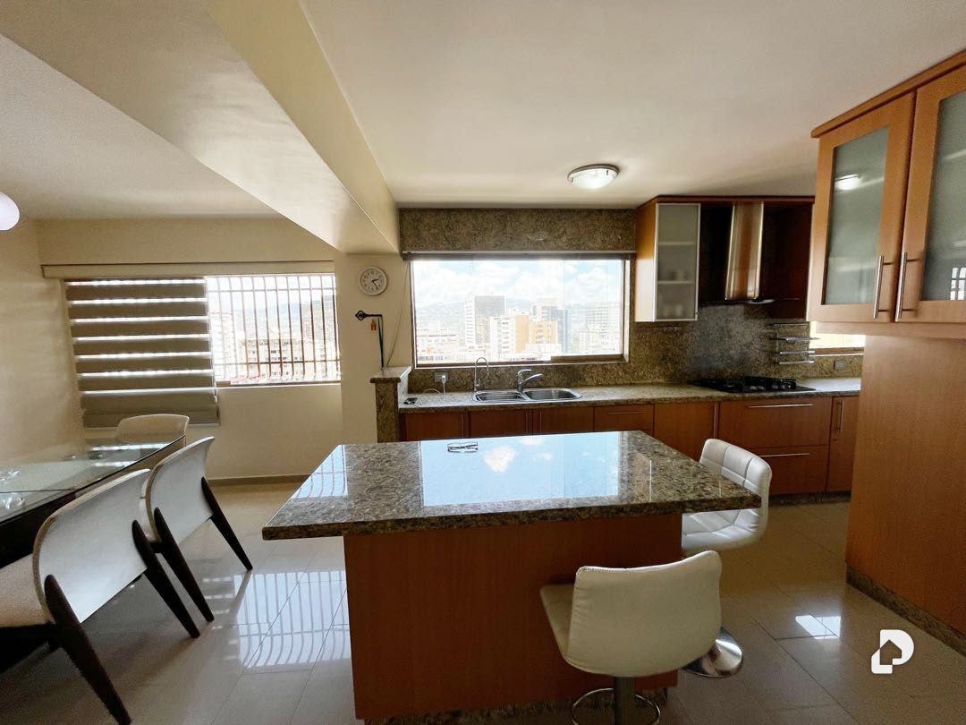 Apartamento en Los Palos Grandes, Caracas – 9
