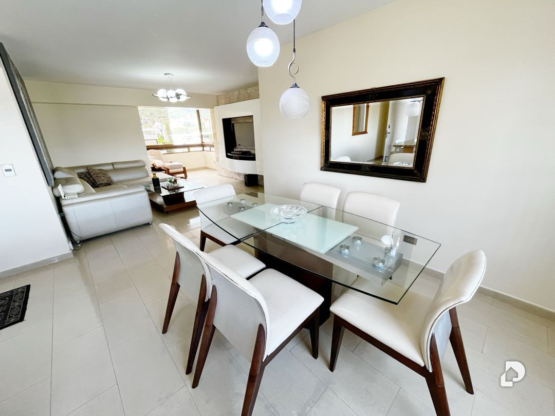Apartamento en Los Palos Grandes, Caracas – 4