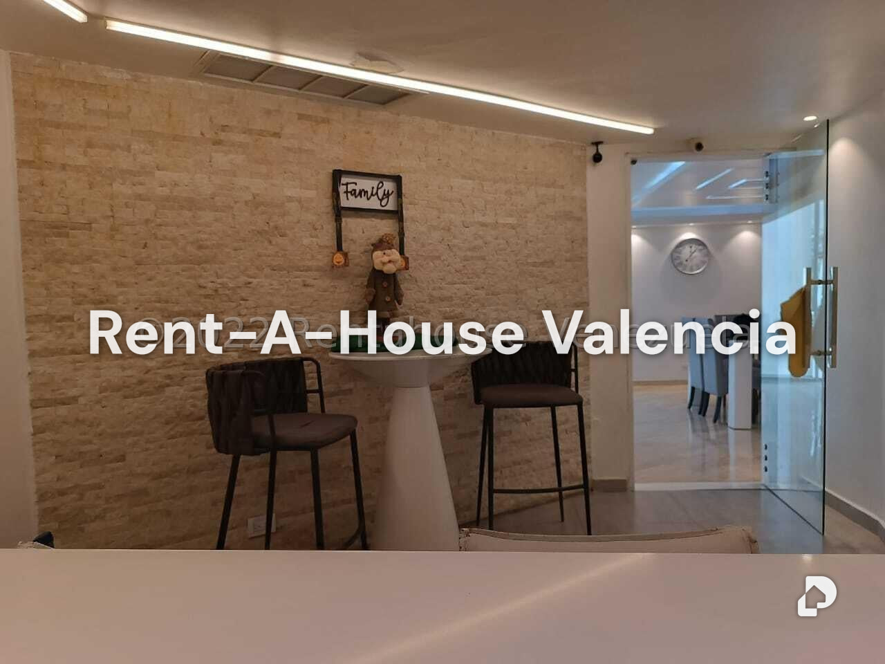 Casa en Altos de Guataparo, Valencia – 16