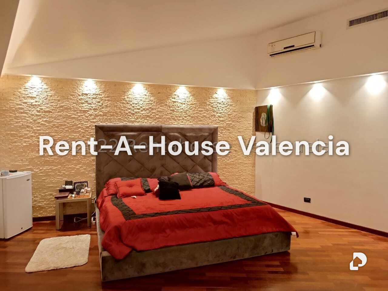 Casa en Altos de Guataparo, Valencia – 32