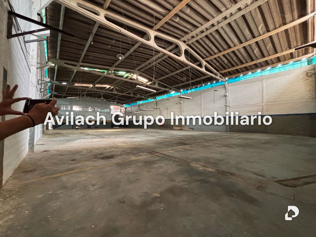 Galpón en Agro-Ind. El Recreo, Valencia – 18