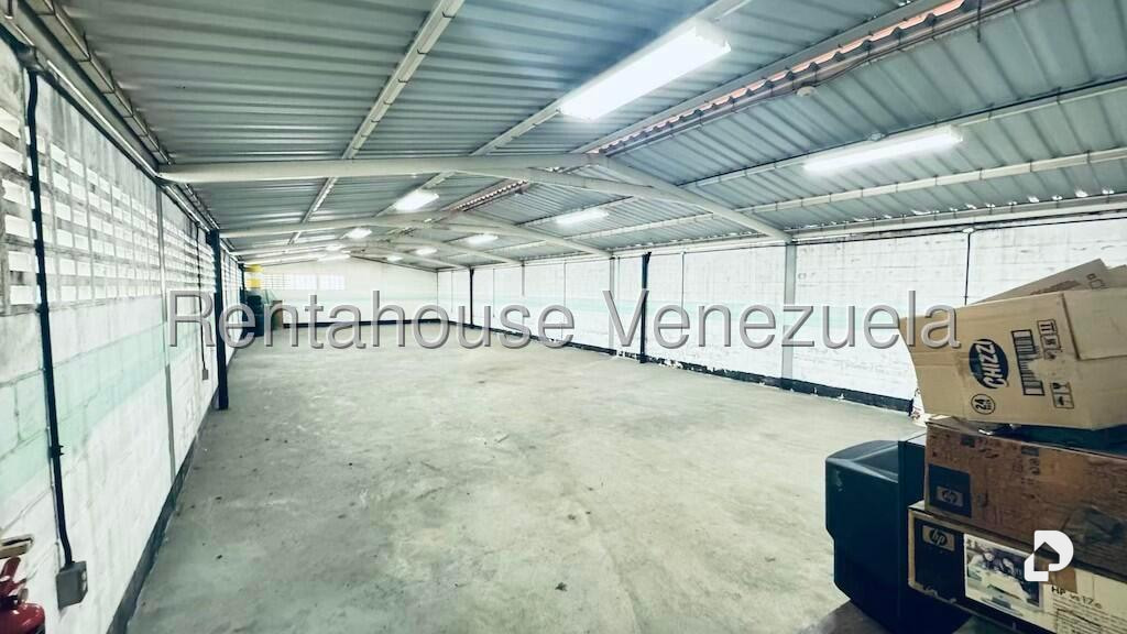 Warehouse in Parroquia La Candelaria, Caracas – 15
