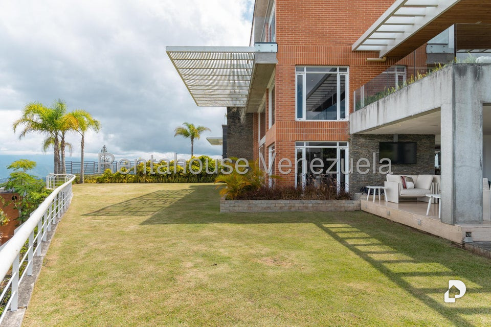 Casa en Alto Hatillo, Caracas – 9