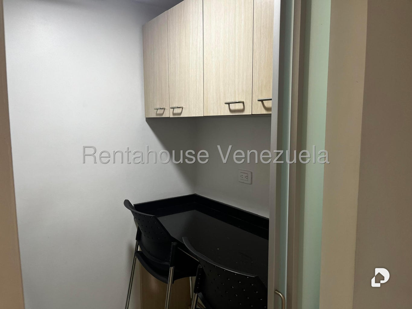 Oficina en La Trinidad, Caracas – 8