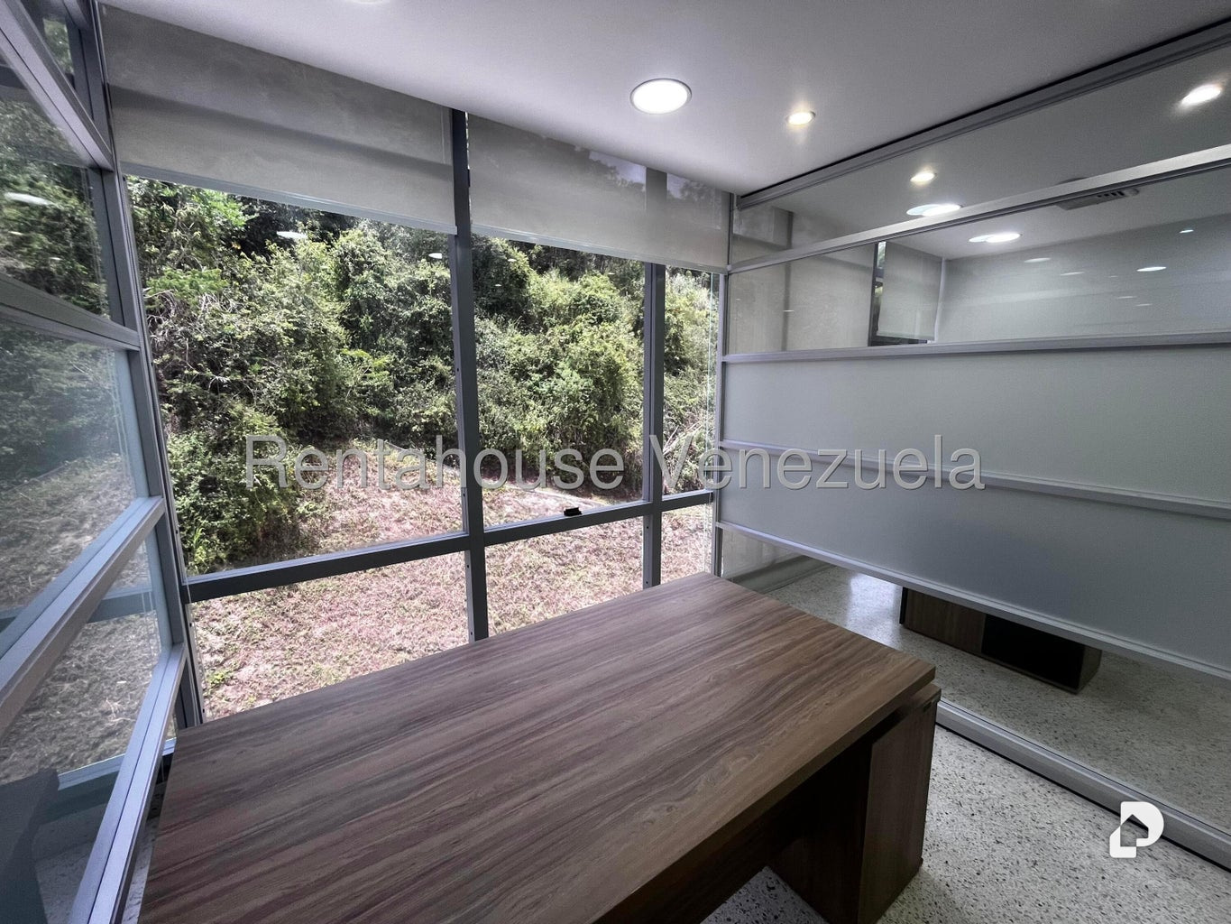 Oficina en La Trinidad, Caracas – 23