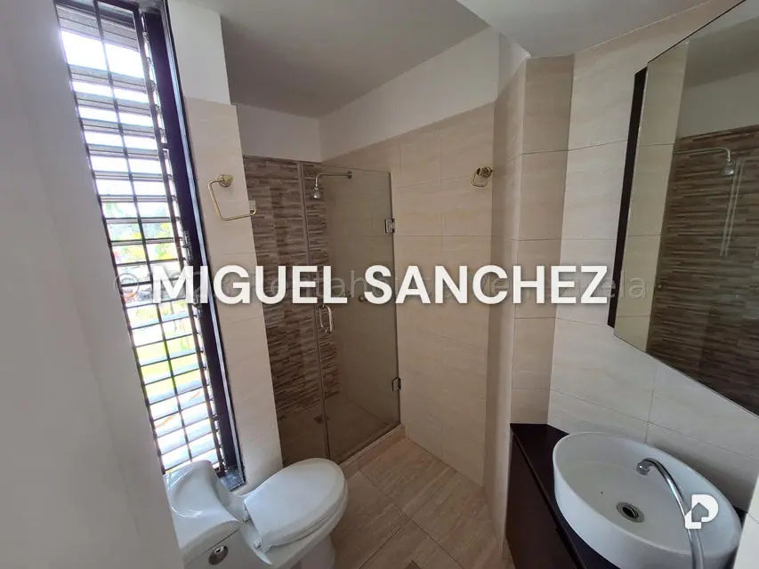 Apartamento en Los Naranjos, Caracas – 20