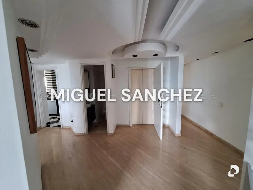 Apartamento en Los Naranjos, Caracas – 9