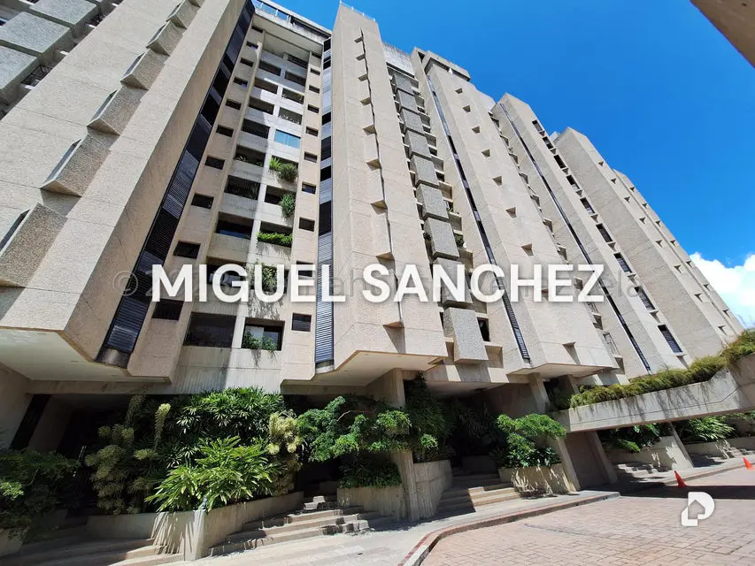 Apartamento en Los Naranjos, Caracas – 1