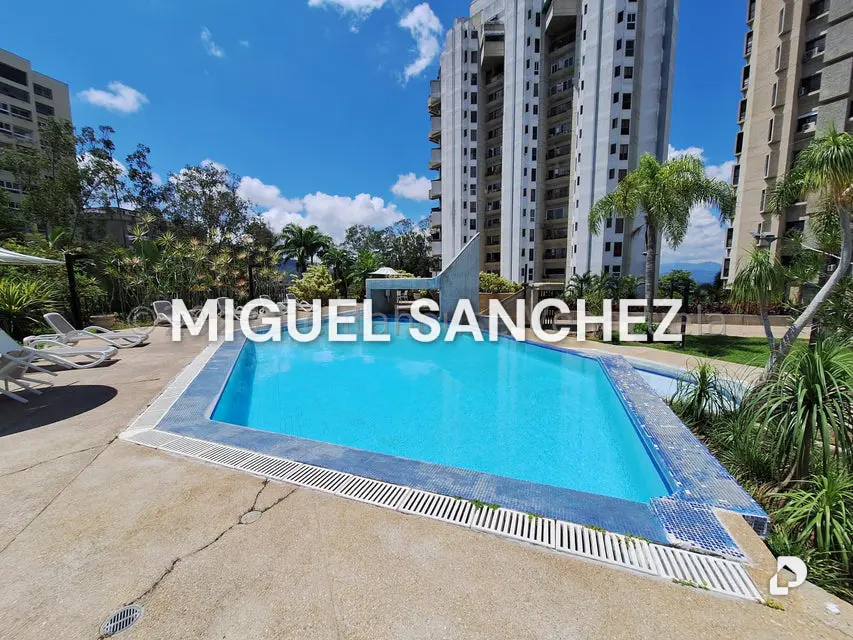 Apartamento en Los Naranjos, Caracas – 24